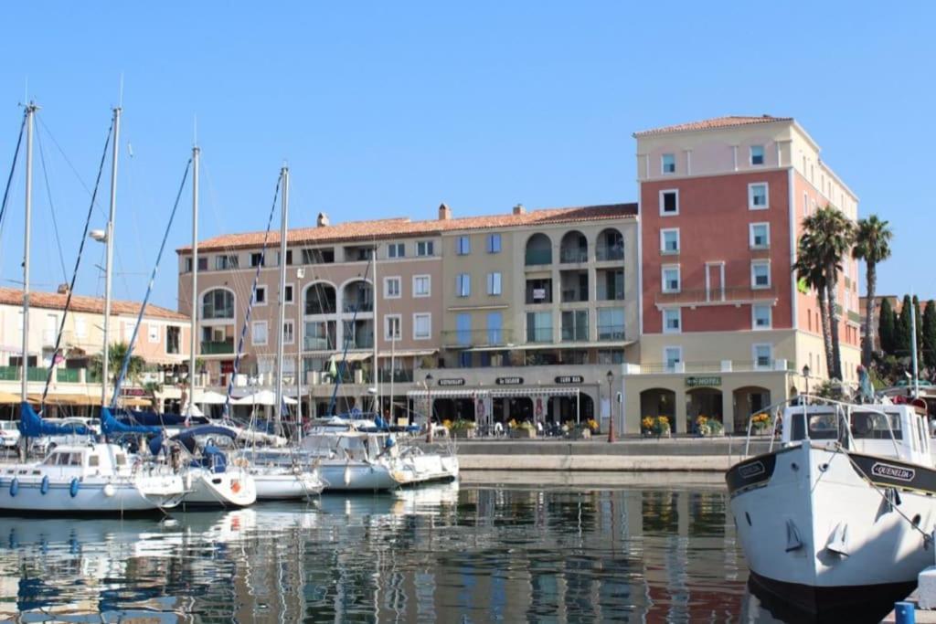 Appartement Les Terrasses Du Port Buitenkant foto